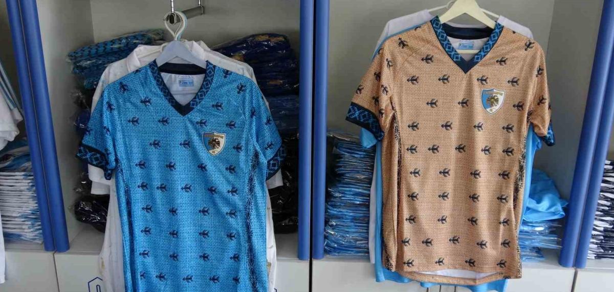 Erzurumspor Fk’dan Asırlık Mirasa Vefa: “Ehram” Forması Taraftarla Buluştu