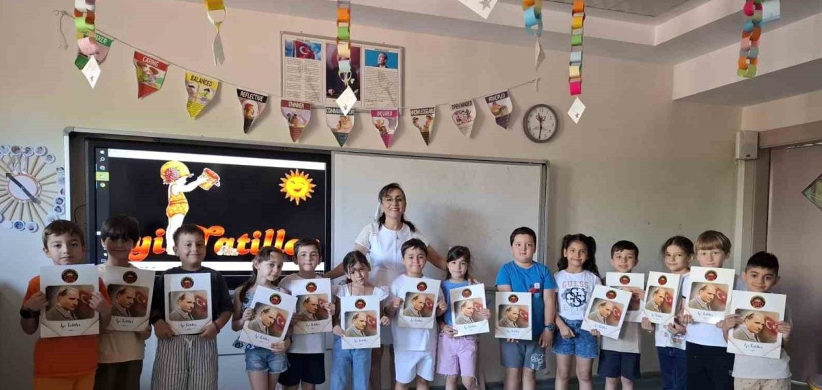 Gaziantep Kolej Vakfı Okulları’nda Karne Sevinci 2025-2026 Yıl Sonu Öğrenci Başarılarıyla Taçlandı