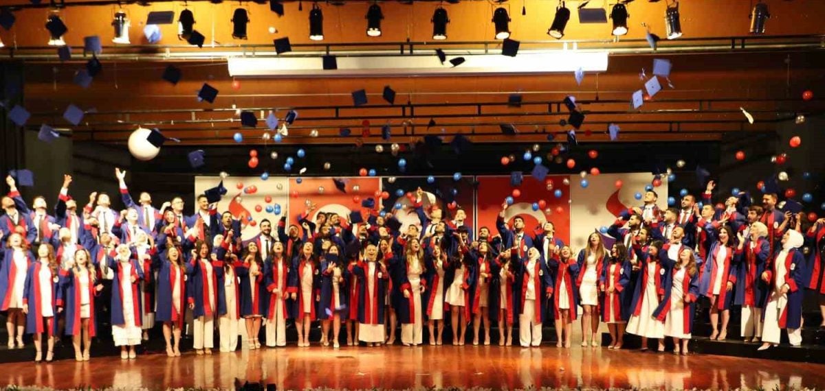Gaziantep’te 81 hekim SANKO Üniversitesi Tıp Fakültesi’nden mezun oldu