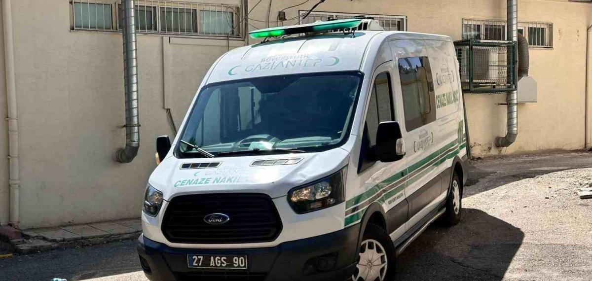 Gaziantep’te Motosiklet Bariyerlere Çarptı: Genç Sürücü Hayatını Kaybetti