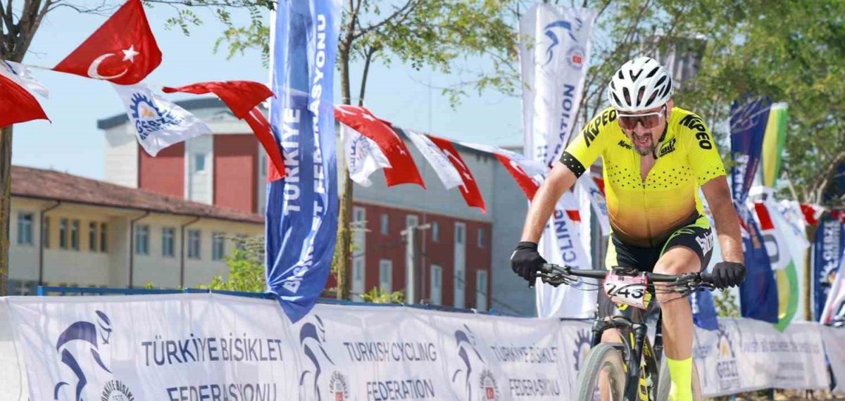 Gebze’de 4. Uluslararası Dağ Bisikleti Kupası Beylikdağı’nda yapıldı