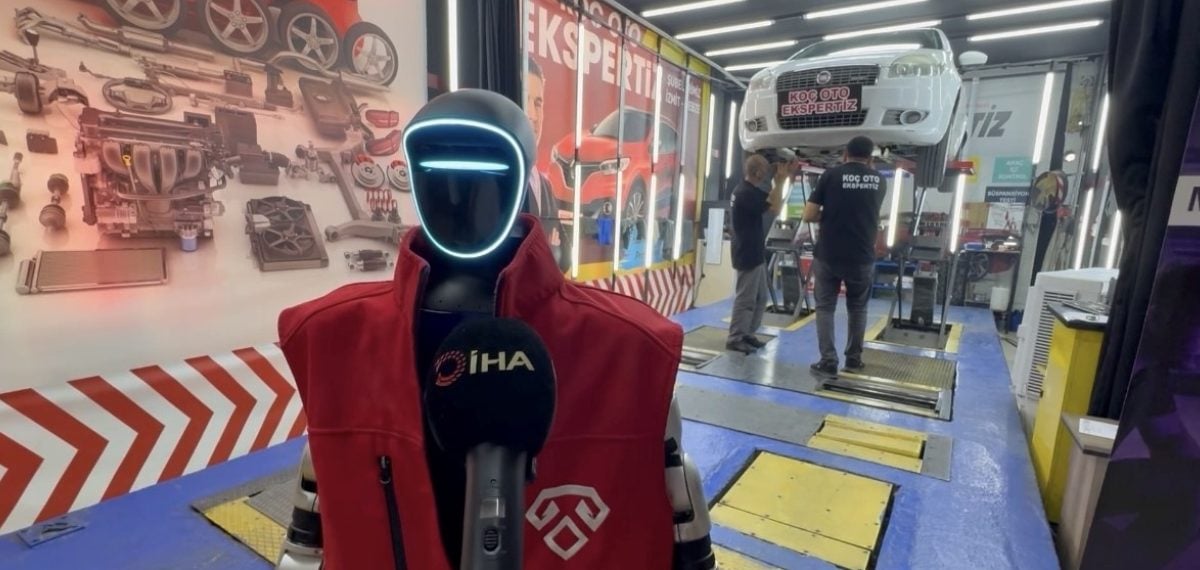 Gebze’de oto ekspertiz merkezine yerleştirilen ‘Koç’ robot, ustalardan zam talep etti