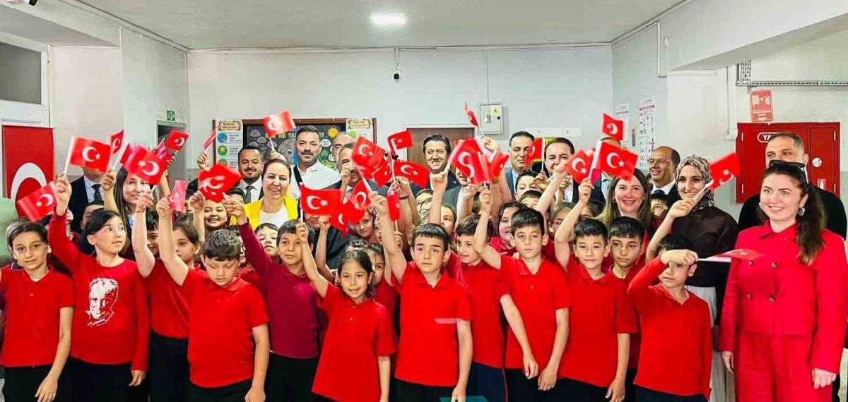Gelik Köyünde Şehit Jandarma Er Arif Çakır Anısına Kütüphane Açılışı