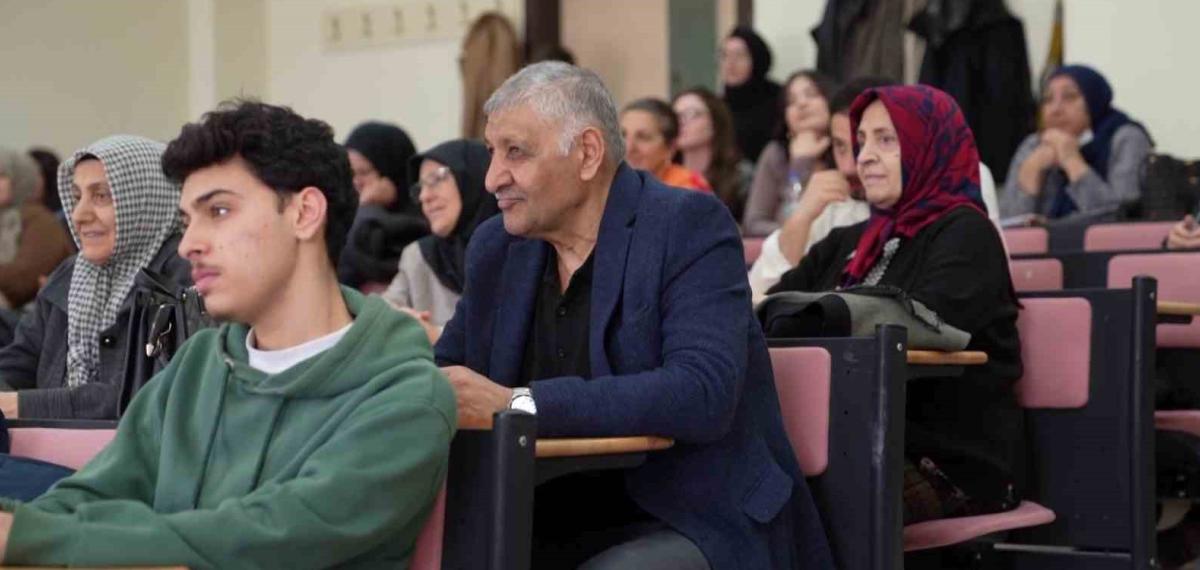 Gençler Sordu, “Tecrübe” Yanıtladı: Etü’de Kuşaklar Arası Gönül Köprüsü