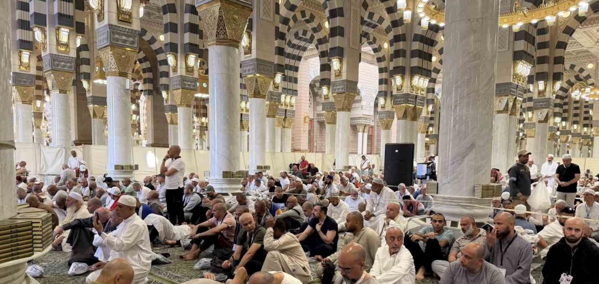Hacılar Ravda-I Mutahhara’ya Koştular