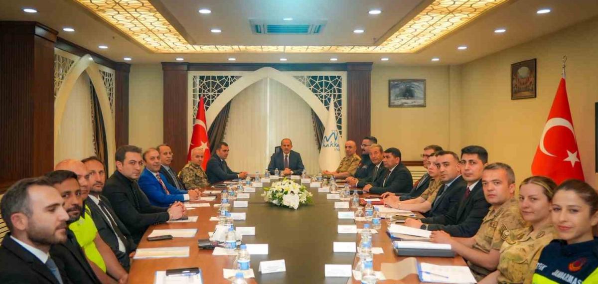 Hakkari’de Aranan 340 Şahıs Yakalandı