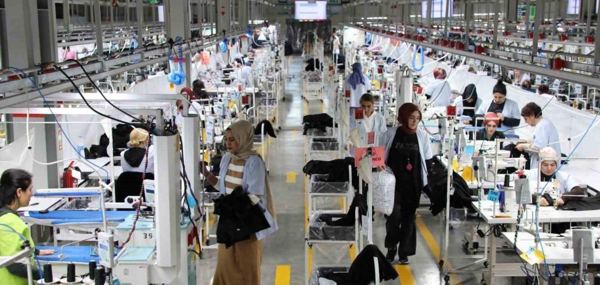 Hizmet Üretici Fiyat Endeksi Yıllık Yüzde 34,62 Arttı