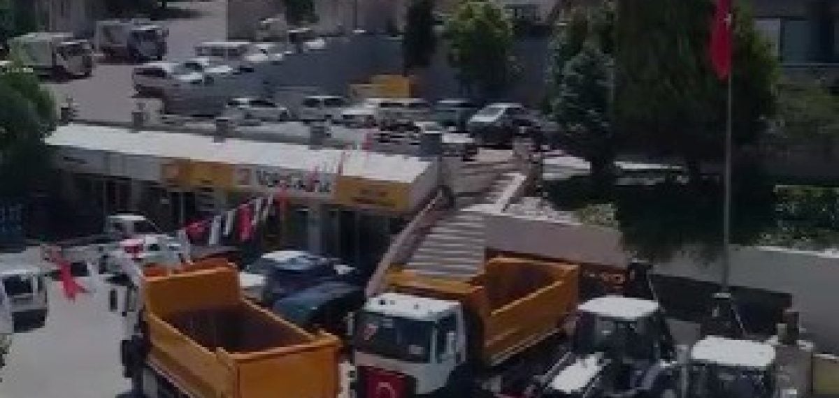 Honaz Belediyesi araç filosuna yeni kazandırılan araçlar vatandaşlarla buluştu