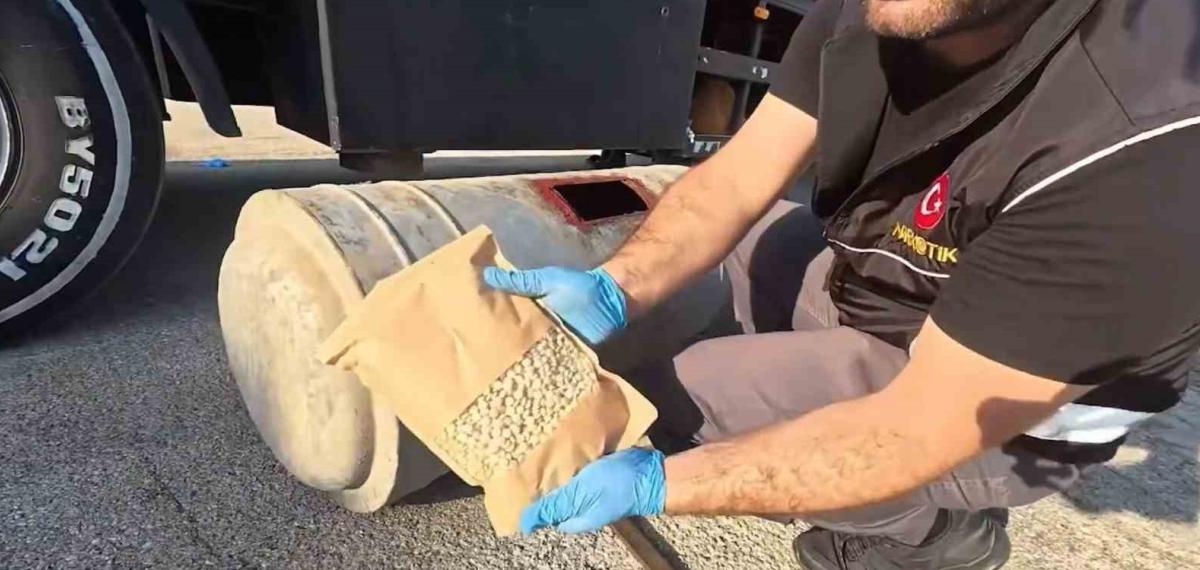İçişleri Bakanlığı 76 ilde uyuşturucu operasyonları gerçekleştirdi