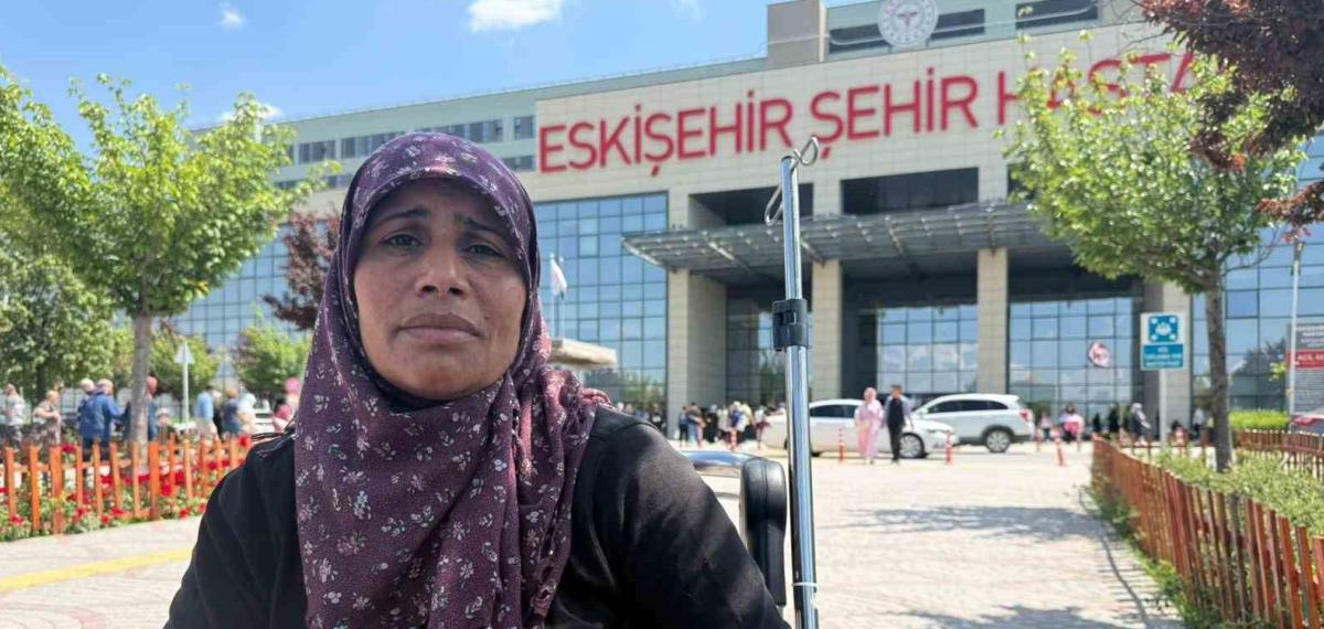 İki Çocuk Annesi, 2 Erkek Tarafından Sopayla Darbedildiğini Sav Etti