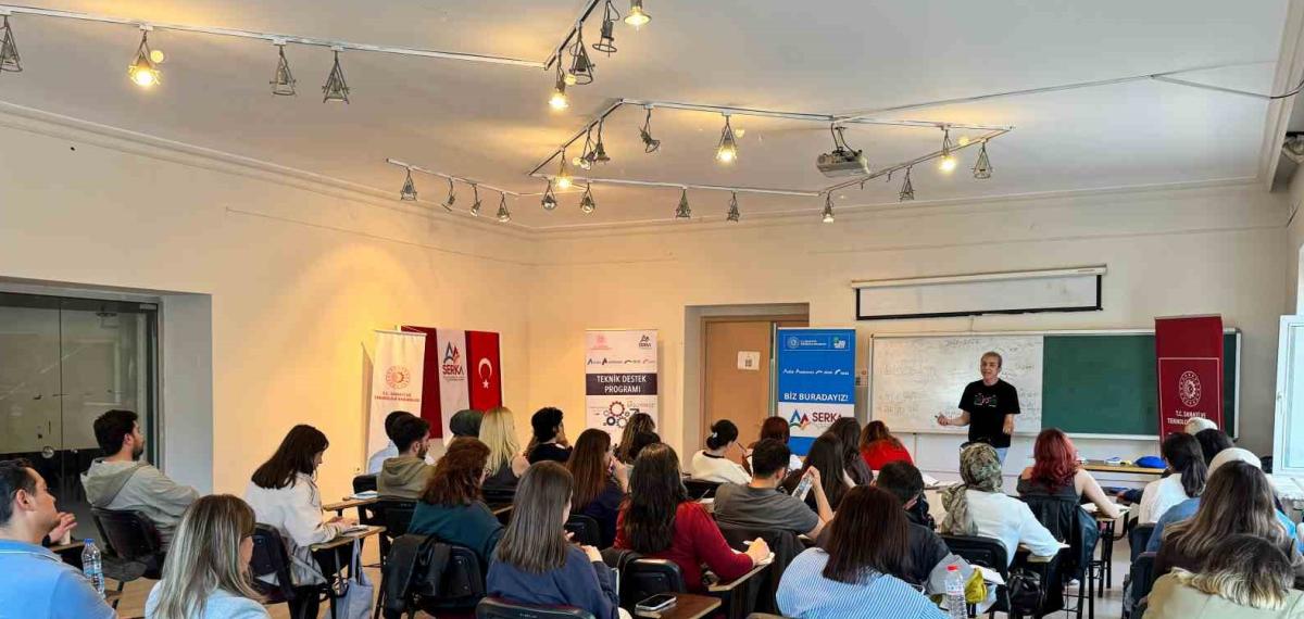 İl Milli Eğitim Müdürlüğü Öğretmenlere Proje Yazım ve Geliştirme Eğitimi Verdi