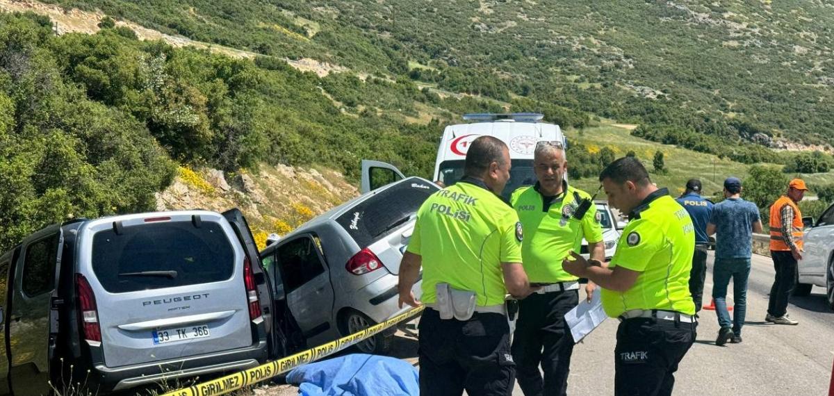 Isparta’da İki Otomobil Çarpıştı: 1 Ölü, 5 Yaralı