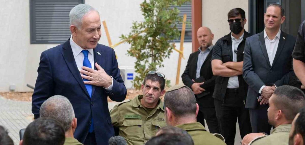 İsrail Başbakanı Netanyahu Batı Şeria’da askerleri ziyaret etti