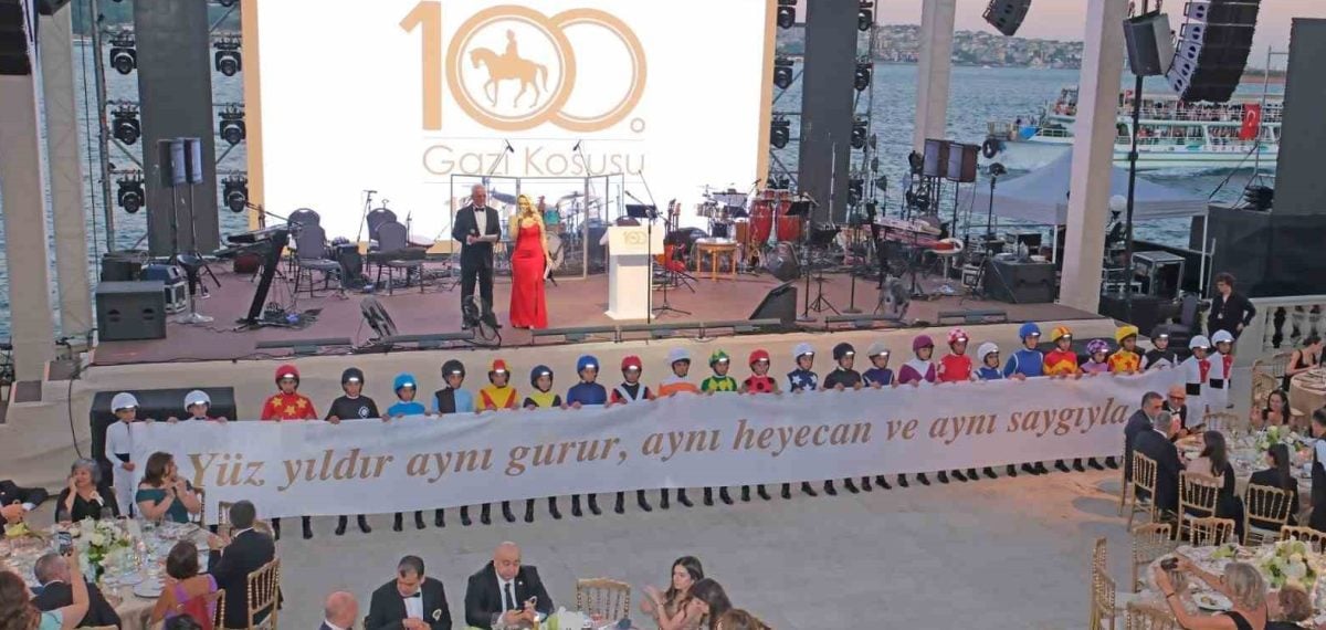 İstanbul Çırağan Palace Kempinski’de 100. Gazi Koşusu resepsiyonu düzenlendi