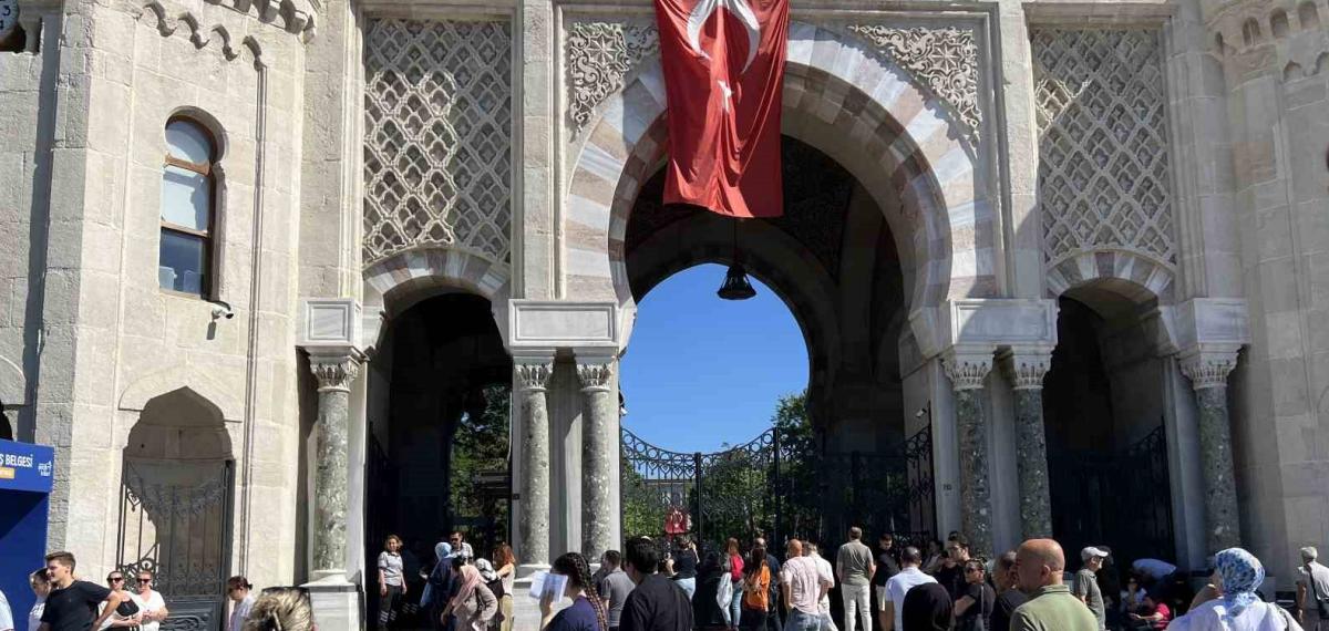 İstanbul’da YKS AYT sınavı başladı