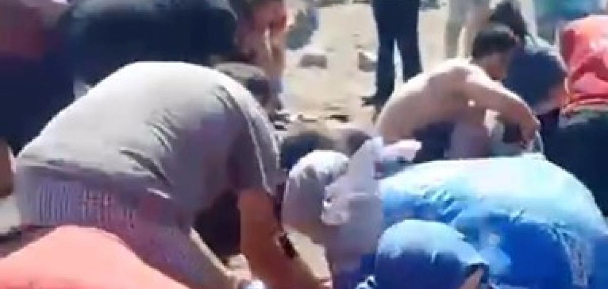 İzmir Aliağa’da Babalar Günü’nde denize giren aile boğulma tehlikesi geçirdi