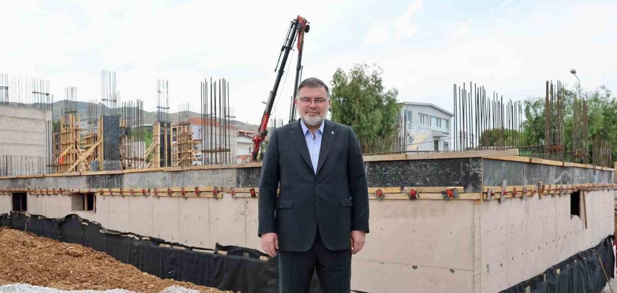 İzmir Gündeminde AK Parti Perspektifi: Hizmetten Vazgeçmeyen Bir Şehir Hedefi