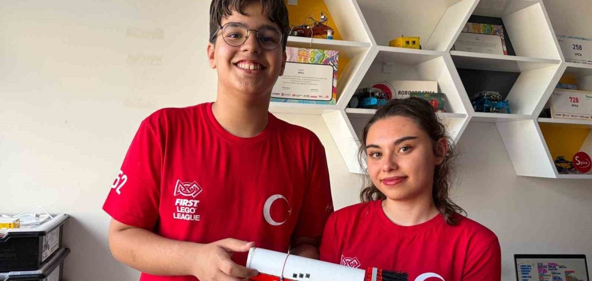 İzmirli Öğrencilerden Arkeologların El Sağlığını Koruyan Elektrikli Fırça Geliştirildi