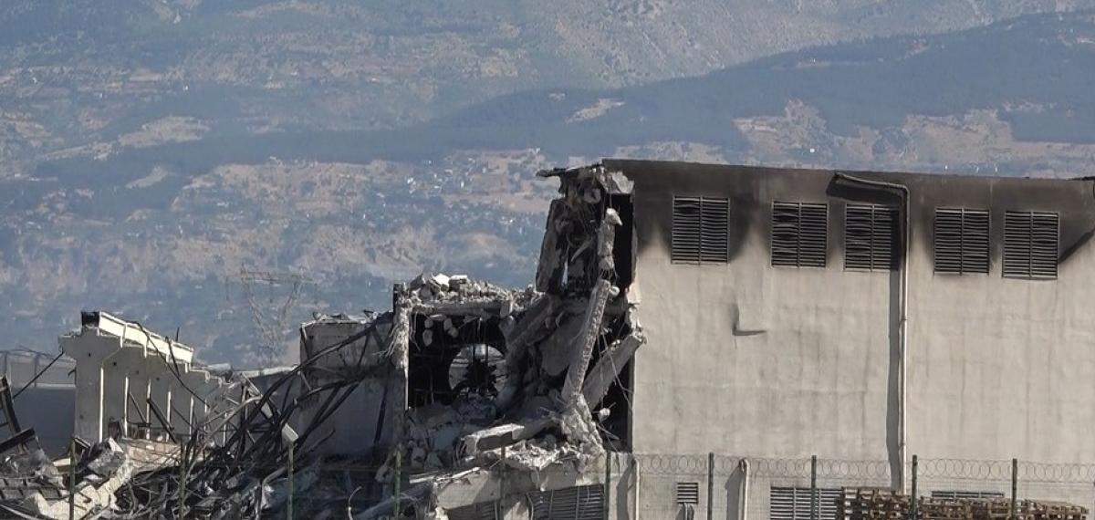 Kahramanmaraş’ta Dokuma Fabrikasındaki Yangınının Yol Açtığı Hasar Görüntülendi