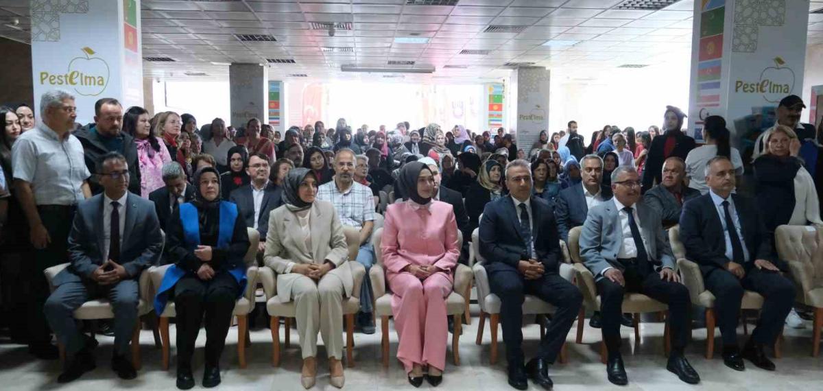 Karaman’da “Hayat Boyu Öğrenme Haftası” Sergisi Açıldı