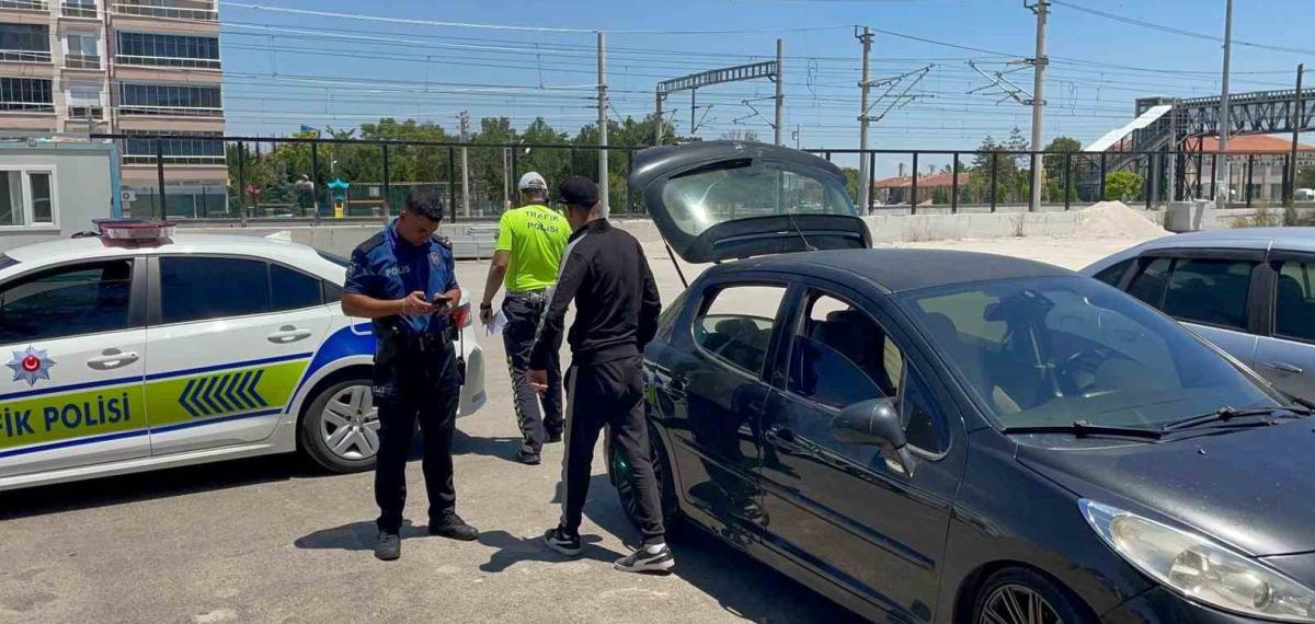 Korsan yolcu taşıdığı iddia edilen sürücüye para cezası ve sürücü belgesine el konuldu