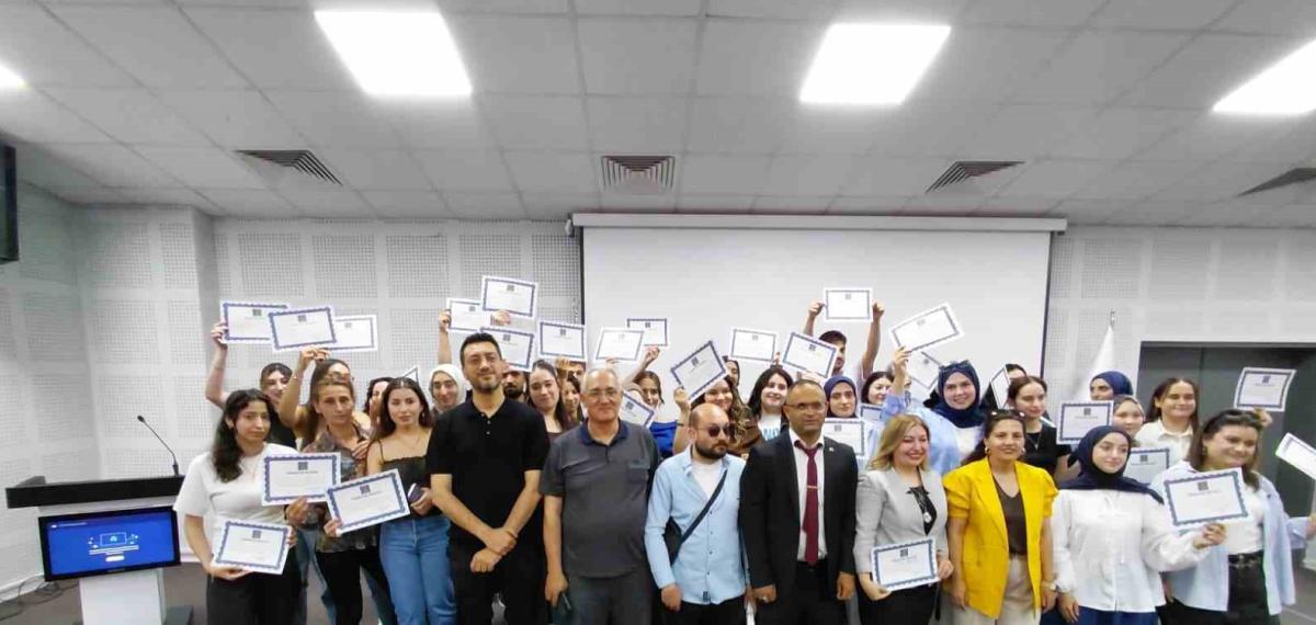 Kütahya’da Görme Engelli Öğrencilere Üniversite Sınavı Hazırlık Desteği