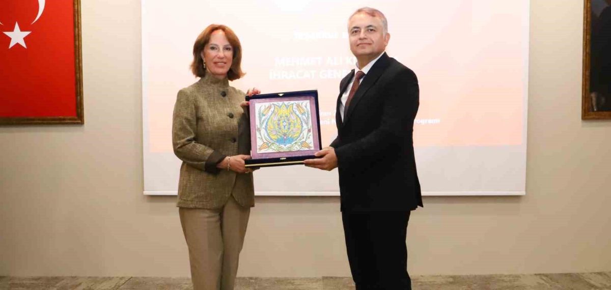 Kütahya’da Ticaret Bakanlığı ile ‘İhracatın Finansmanı ve Yeni Nesil İhracat Destekleri’ programı düzenlendi