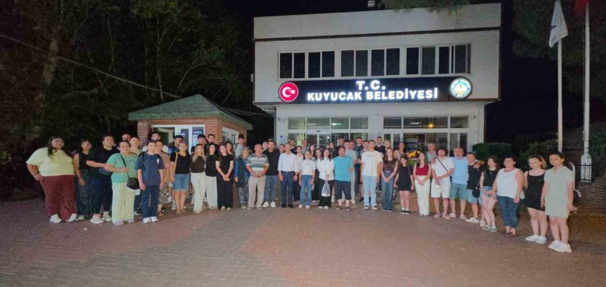 Kuyucaklı lise mezunlarına Belediye Başkanı Uğur Doğanca’dan Ankara gezisi hediyesi