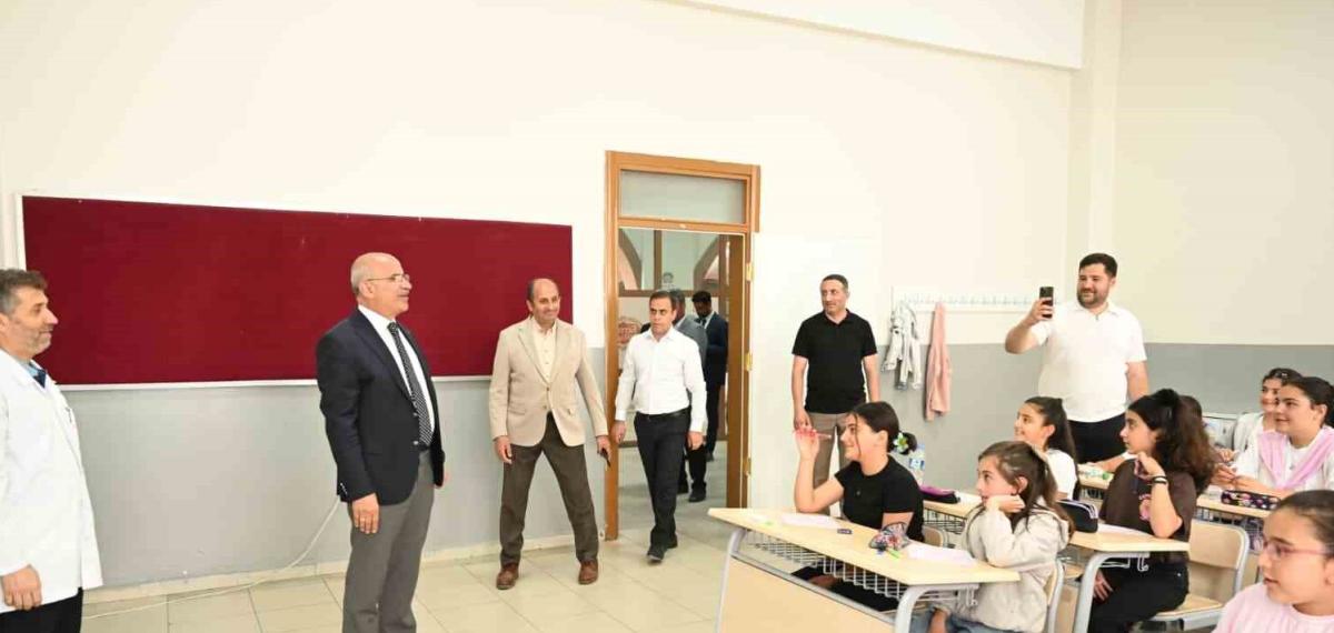 Malatya Büyükşehir Belediyesi Eğitimde Fırsat Eşitliği Sağlıyor