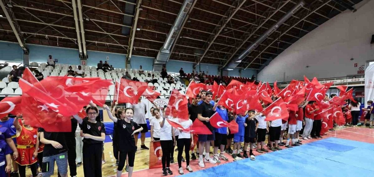 Manisa’da GSB Spor Okulları ve Engelsiz Spor Okulları açıldı