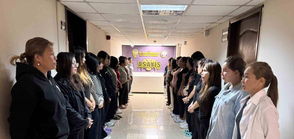 Masaj ve Spa Salonlarında Kaçak Çalıştırılan 31 Taylandlı Bayan Yakalandı