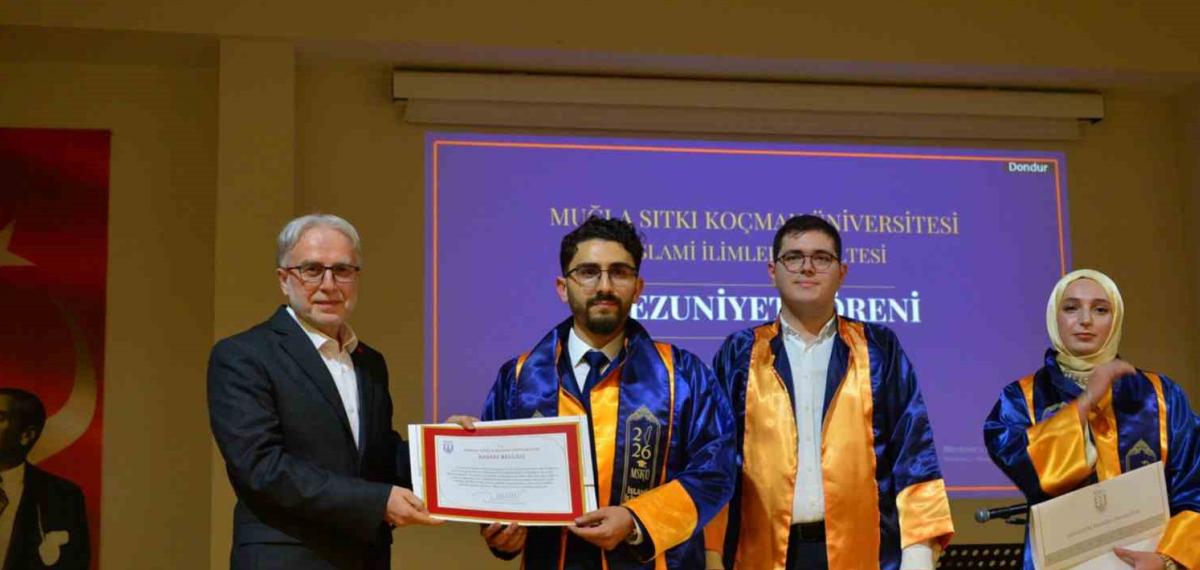 Mskü İslami İlimler Fakültesi Mezunlarını Verdi