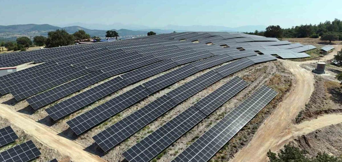 Muğla Büyükşehir Belediyesi güneş enerjisi santralini devreye aldı