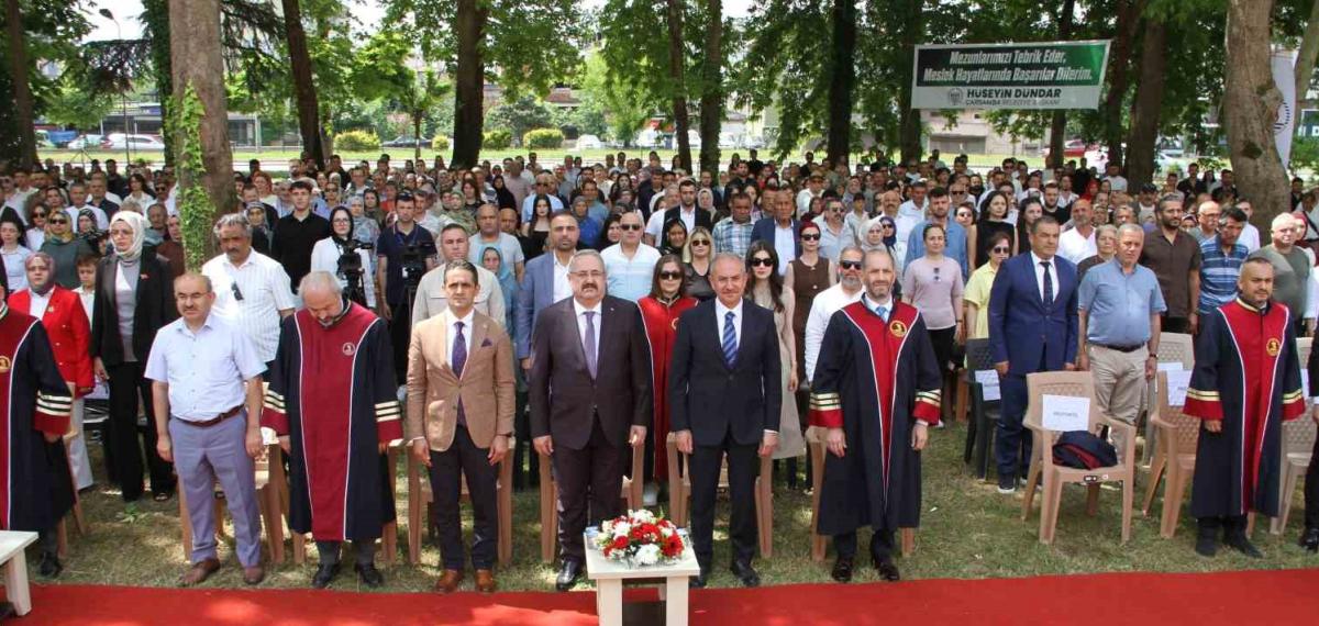 OMÜ Mezuniyet Töreni 2024: İletişim ve İnsan ve Toplum Bilimleri Fakültelerinde Yeni Başlayan Yollar