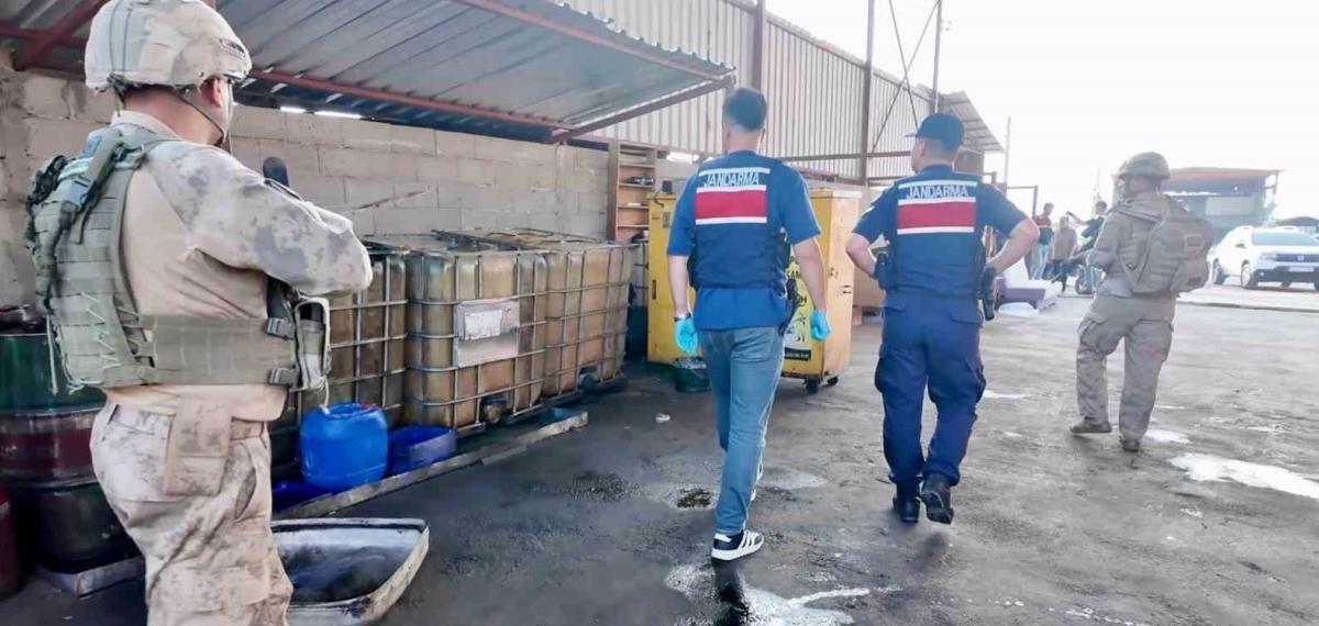 Osmaniye’de Toprağa Gömülü Tankta Kaçak Akaryakıt Bulundu