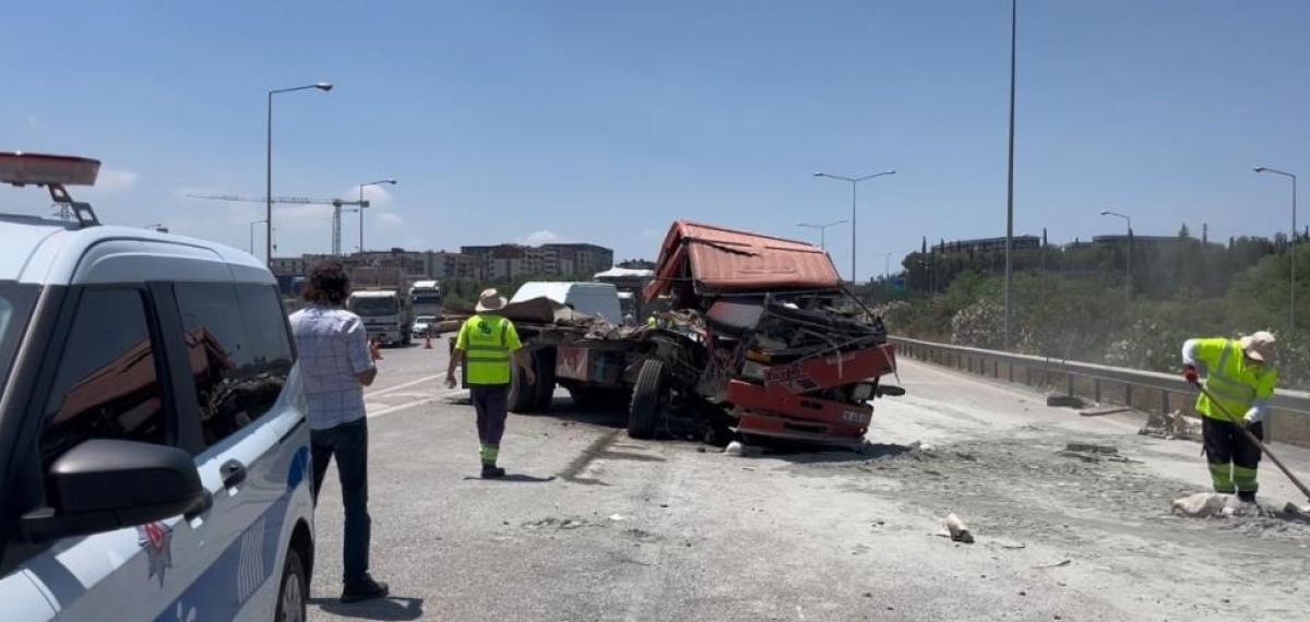 Otobandaki Feci Kazada Hayatını Kaybeden Şoförün Kimliği Belirli Oldu