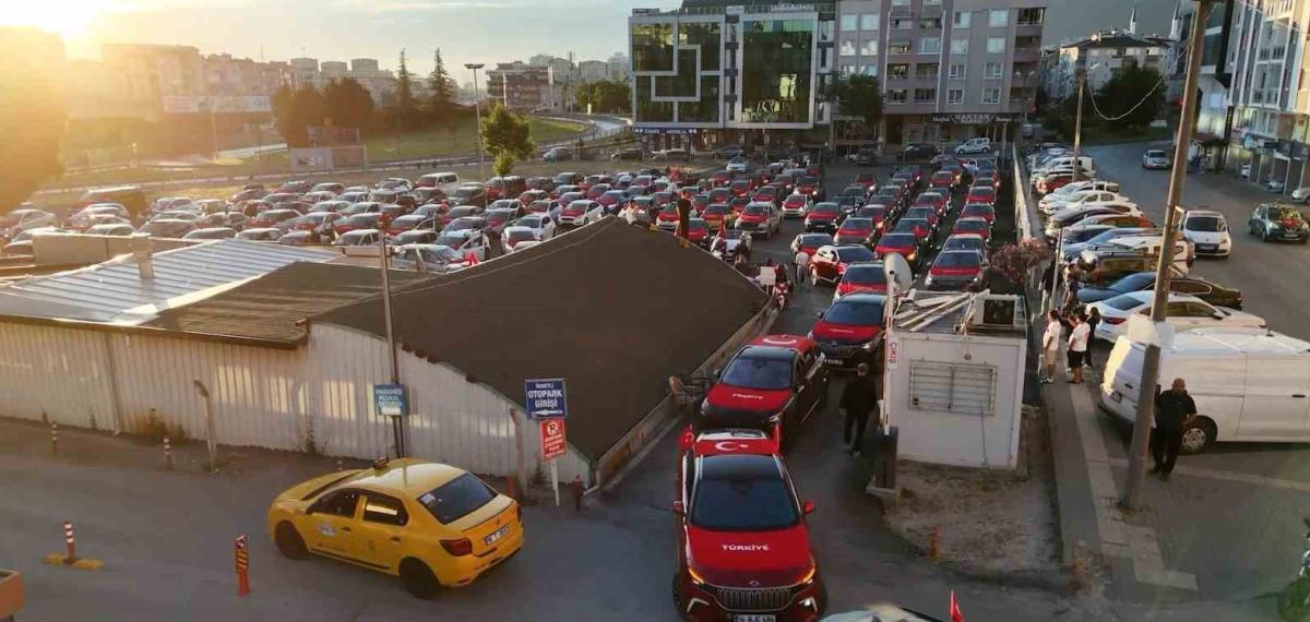 Bursa’da A Milli Kadro Coşkusu Sokaklara Taştı, 250 Araçlık Konvoy Kenti Turladı