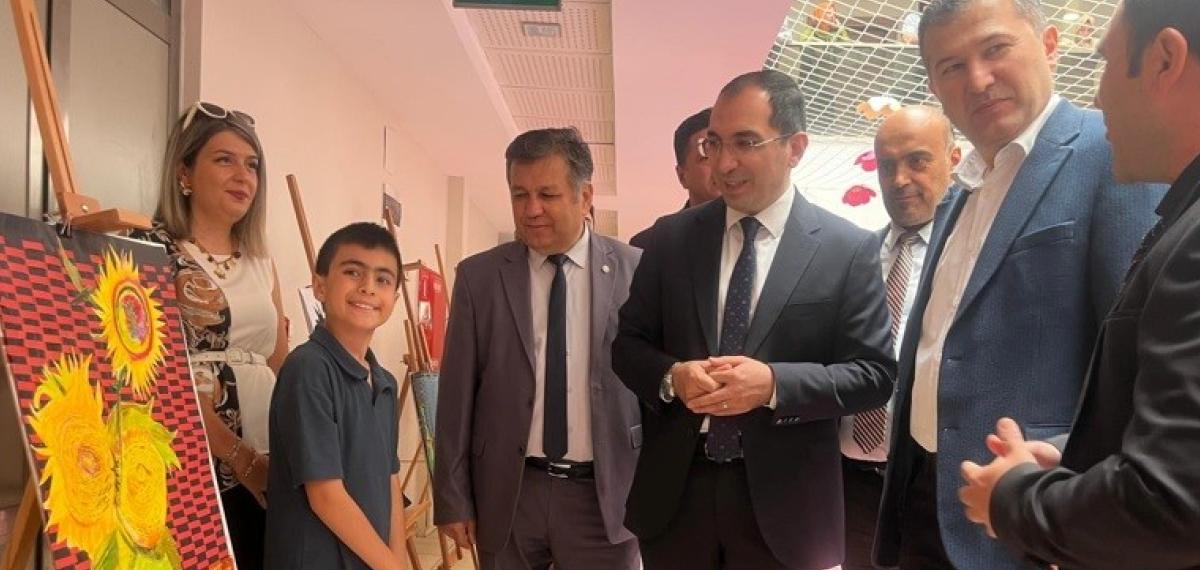 Özel Eğitim Farkındalığı İçin El Sanatları Sergisi: Tavşanlı’da Birlik ve Dayanışma Etkinliği