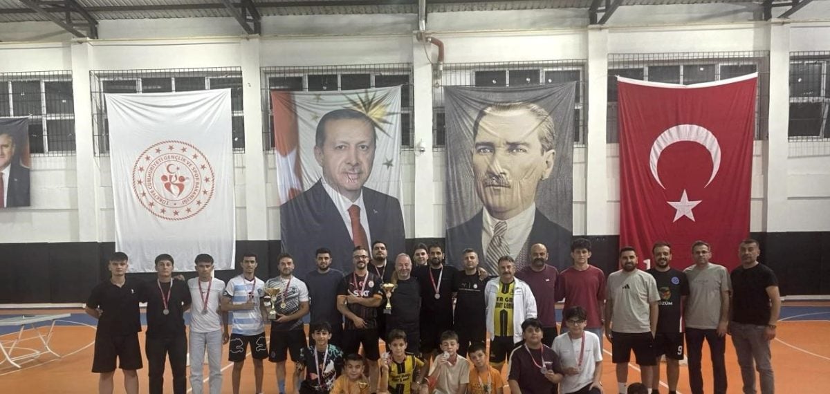 Pozantı’da ilk Yaza Merhaba Ayak Tenisi Turnuvası tamamlandı