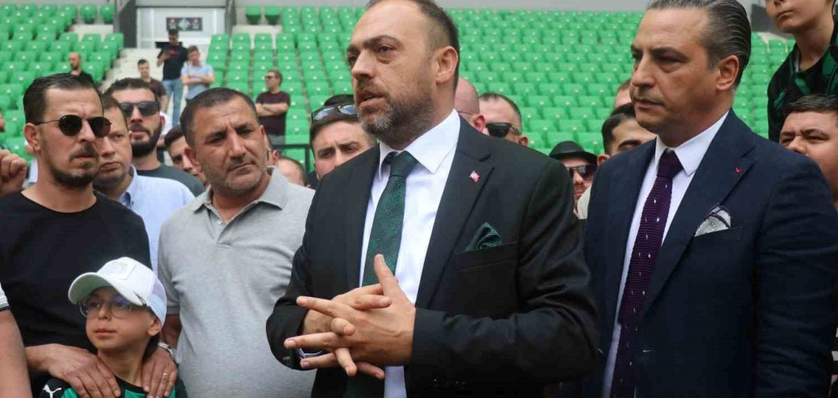 Sakaryaspor kongresi 1 Temmuz’da Orhan Gazi Kültür Merkezi’nde aynı gündemle devam edecek