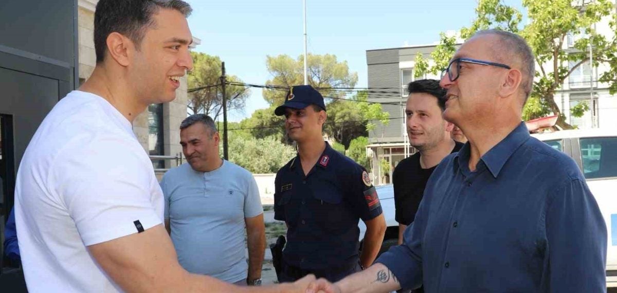 Saruhanlı Kaymakamı Murat Acar, Mardin Kızıltepe’ye atanmasının ardından uğurlandı