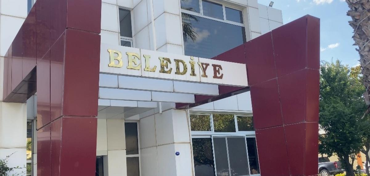 Seferihisar Belediyesi’ne 6 Milyon Liralık Rüşvet Operasyonu: Lider Yardımcısı Dahil 6 Gözaltı