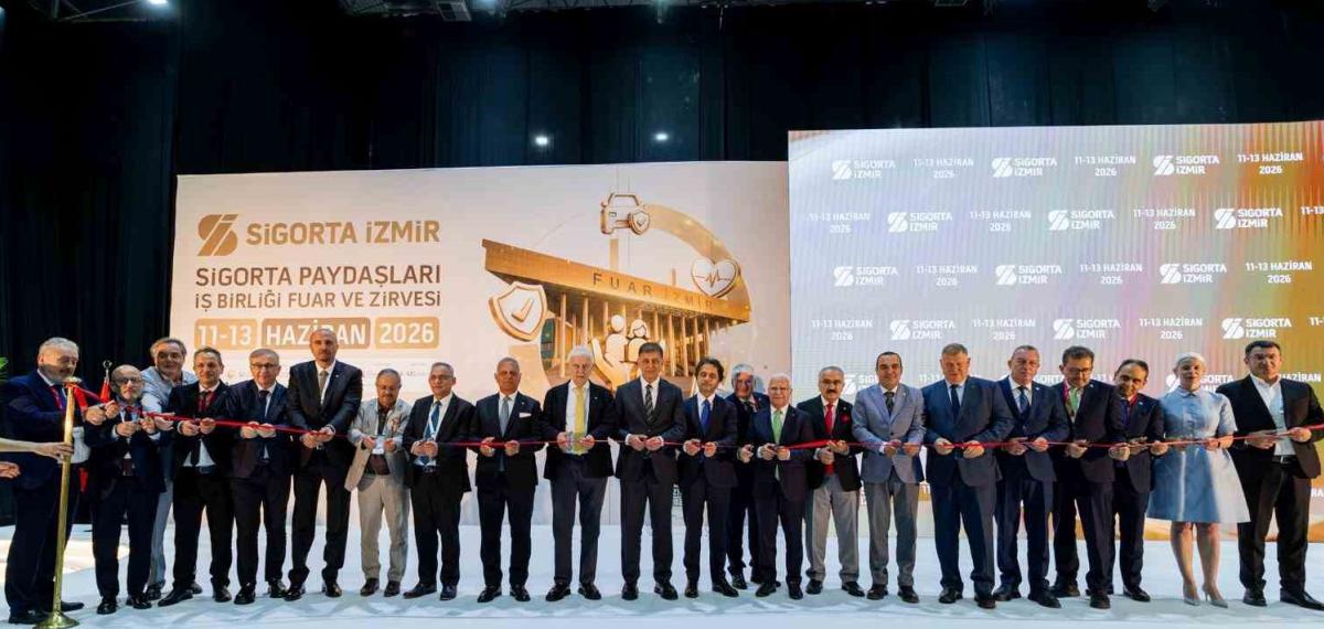 Sigorta İzmir Bölümün Buluşma Noktası Oldu