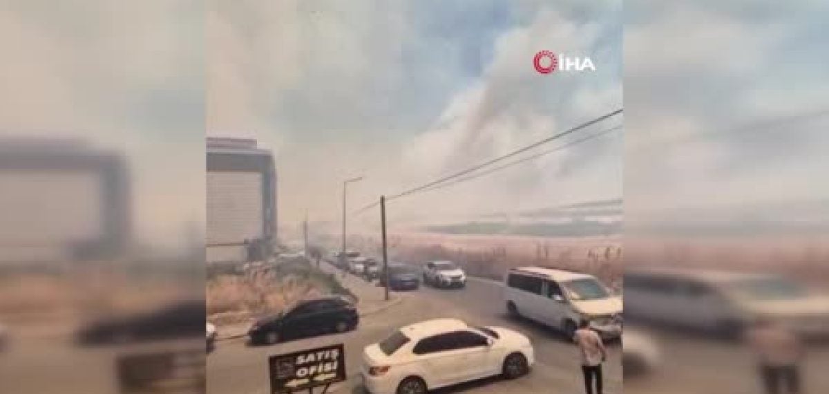 Silivri’de tarla yangını rüzgarın etkisiyle geniş alana yayıldı, tahliyeler yapıldı