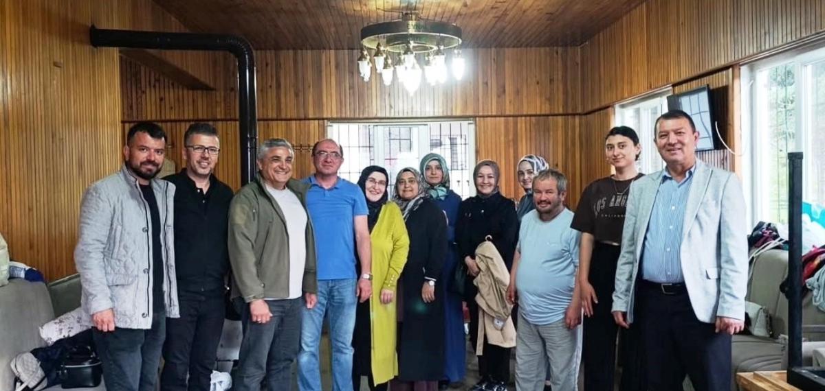 Simav’da Üniversite Öğrencilerine Moral ve Motivasyon Kampı