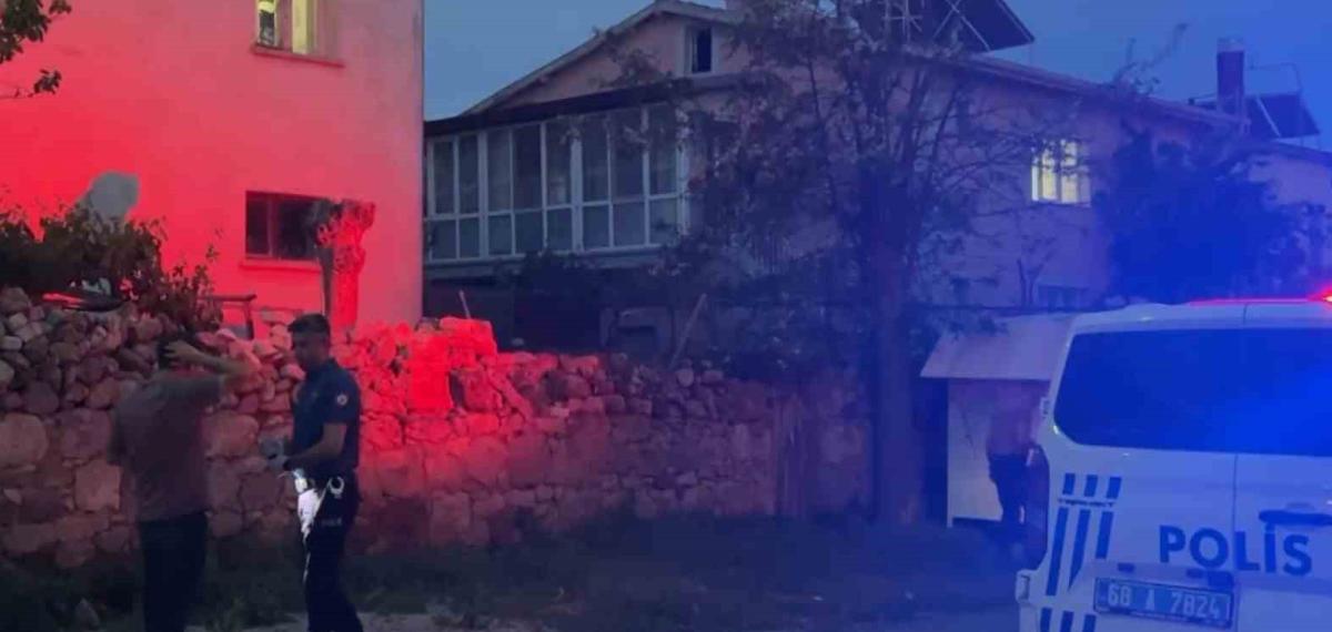 Tabancayla Meskenine Ateş Açtı, Bayan ve Çocukları Kades Daveti ile Polis Kurtardı