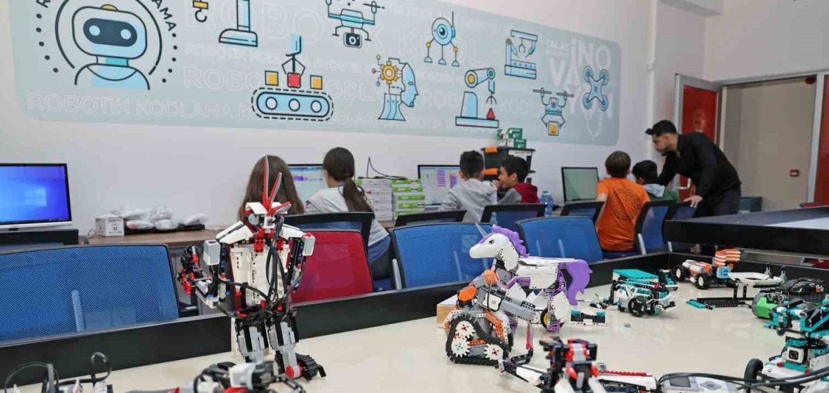 Talas Belediyesi Öğrencileri için Yaz Kampı Düzenliyor