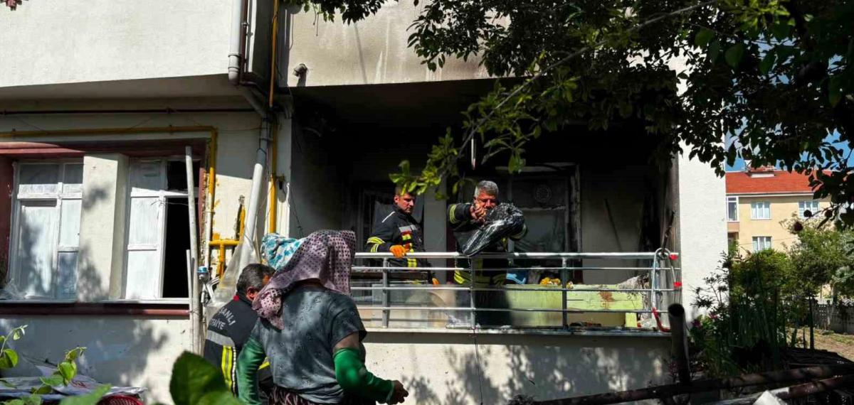 Tavşanlı’da Balkon Yangını Paniği