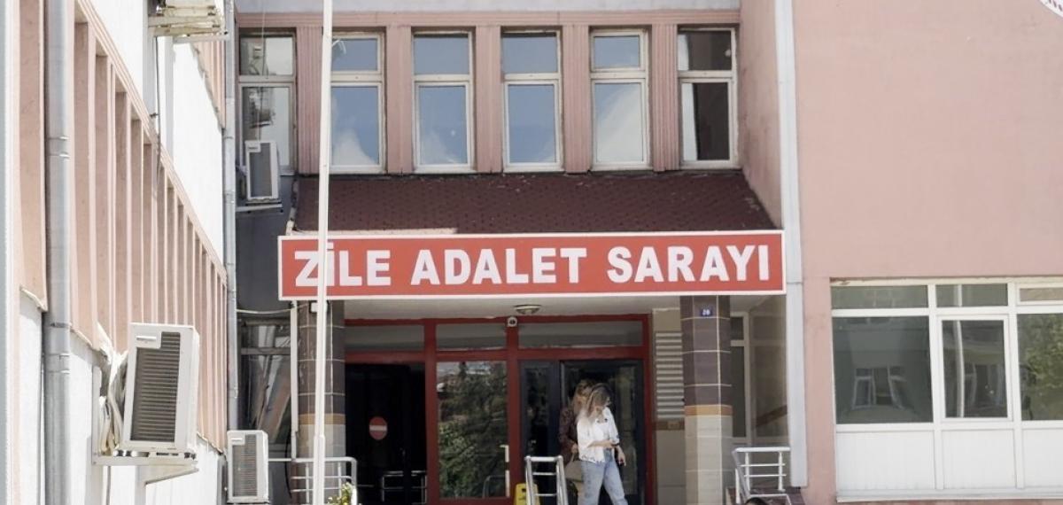 Tokat’ta Genç Bayan Konutunda Meyyit Bulundu: Anne ve İki Kız Kardeşi Tutuklandı