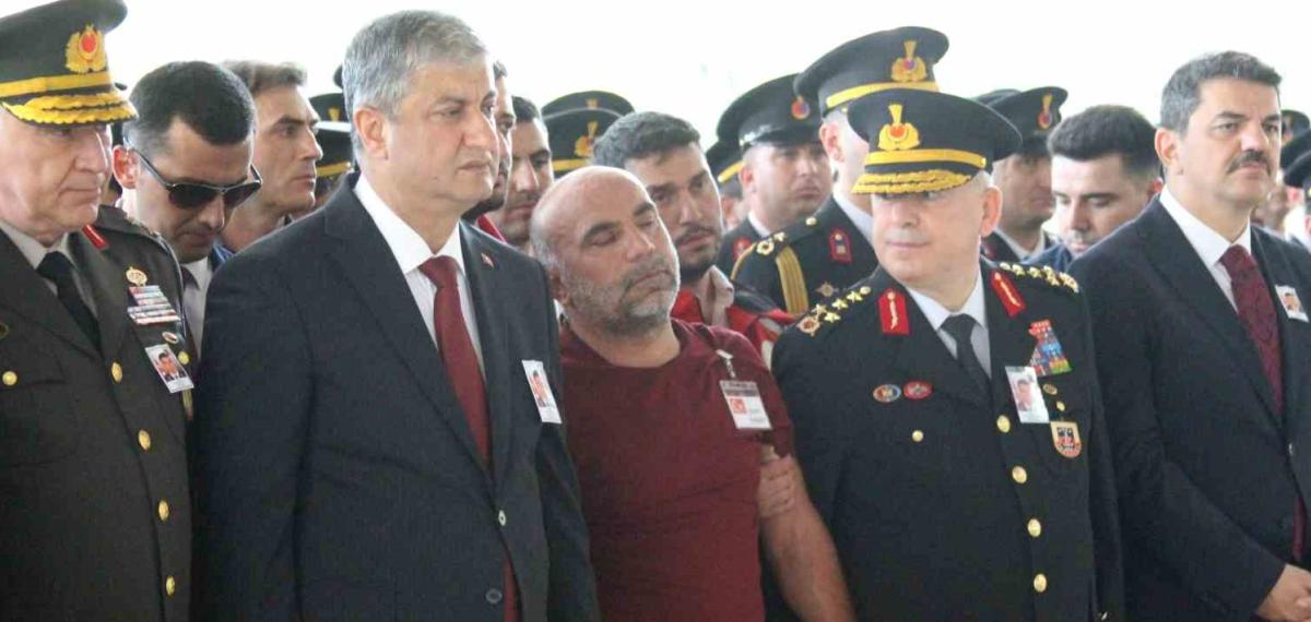 Van’da Trafik Kazasında Şehit Olan Jandarma Uzman Çavuş Samet Karabulut Türkiye’ye Uğurlandı